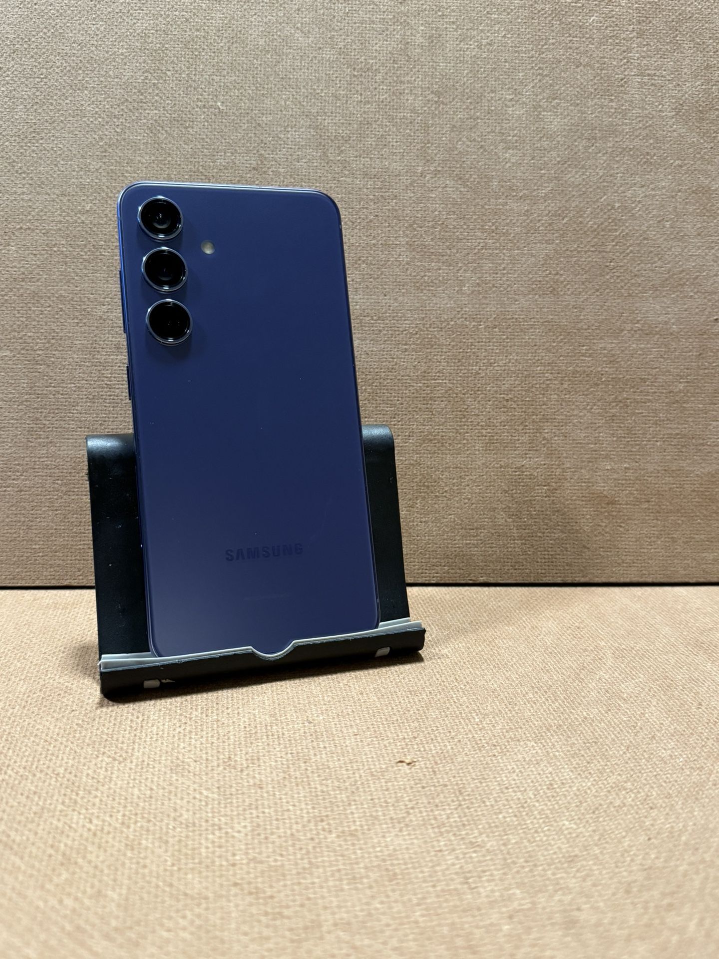 Samsung Galaxy s24 128gb Purple 5g t-mobile or Metro Pcs