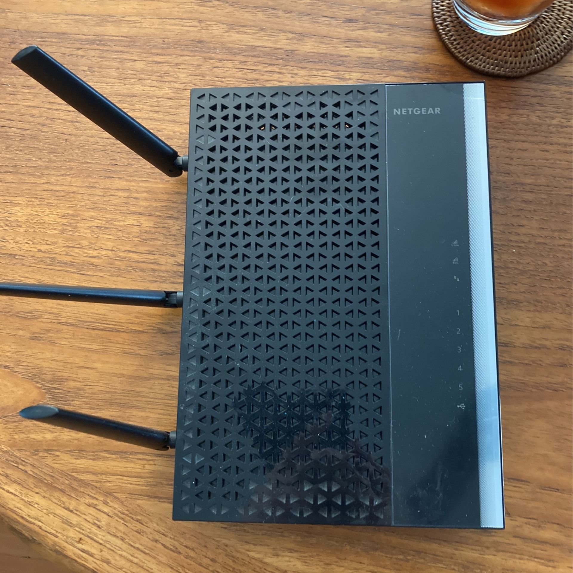 Netgear Nighthawk EX7000 Wifi Mesh extender 