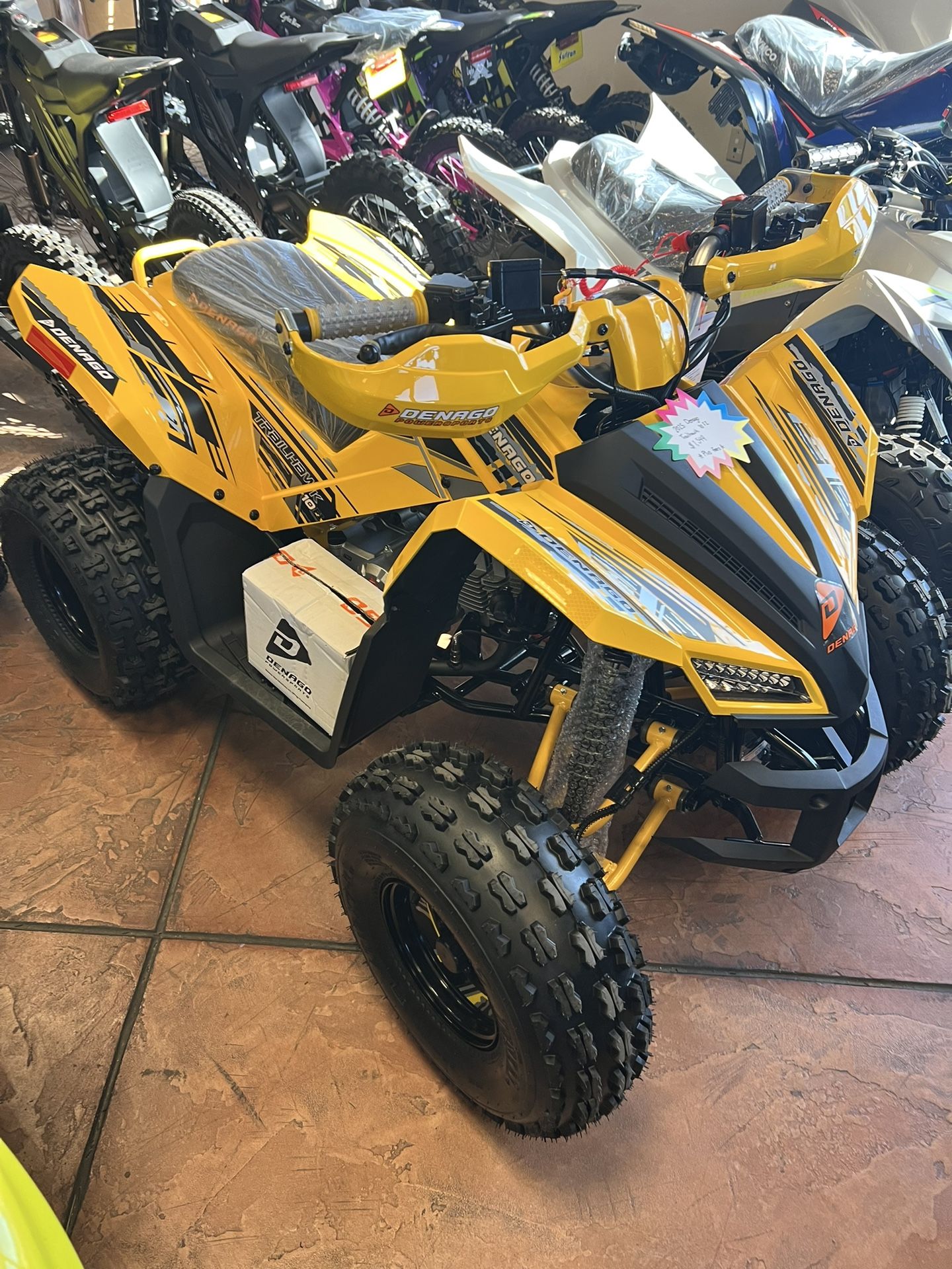 2025 Denago Trailhawk 10 FI