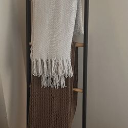 Blanket Ladder Rack 