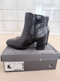 ECCO Black Leather Heeled Ankle Boots Size 9-9.5