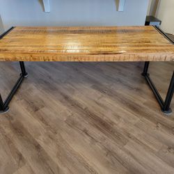 Exquisite Custom Hand Crafted Live Edge Dining Table.  Must Go NOW