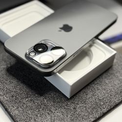 METROPCS Apple Iphone 15 pro max $650