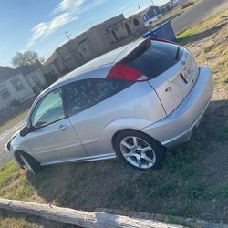 NEED GONE ASAP 2004 Ford Focus Svt Parts or whole