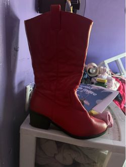 Female boots 7/1’2
