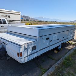 2001 Coleman Popup Trailer