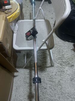 1 inch bar it comes with collars