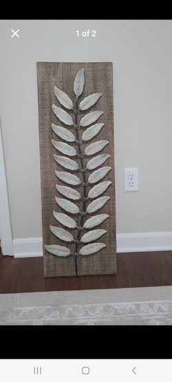 Metal Leaves Swaying Right Wooden Wall Decor