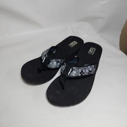 Teva wedge online flip flops clearance
