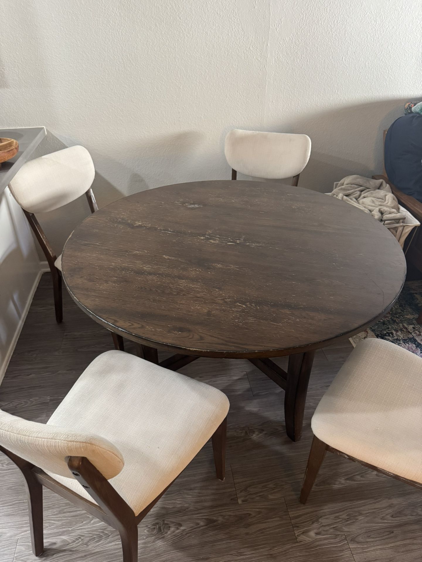 Kitchen/Dining Table and Chairs