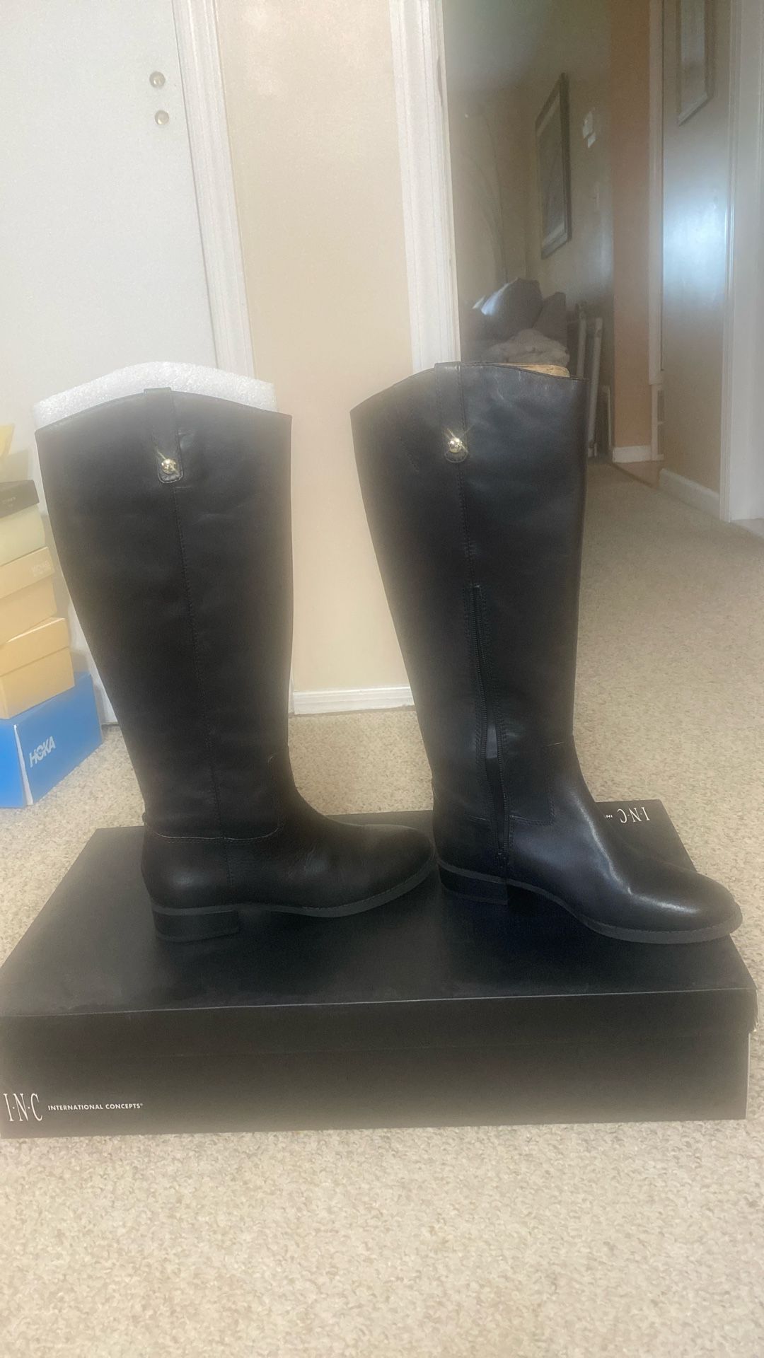 Black Boots