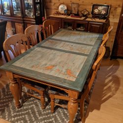 Dinning Table 