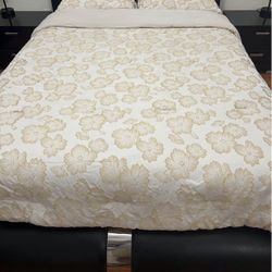 QueenBedroom Set With Adjustable Base