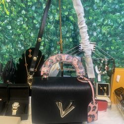 Black Crossbody 