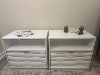 Sauder Morgan Main White Nightstands Set of 2 | Wave Front Drawers | Gold Hardware
