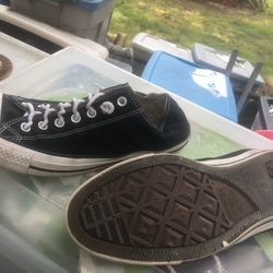 Lnew Converse Tennis Shoes Sizeon Second PicOnly $25