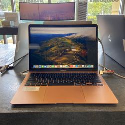 Apple MacBook Air 13” – M1 / 8GB / 256GB SSD Gold