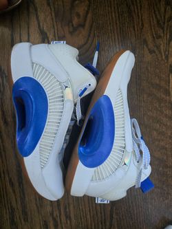 Jordan 35. Slight used. Size 10M