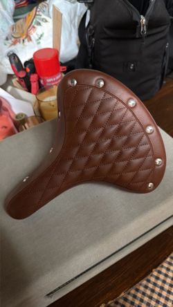 Cruiser bicycle seat