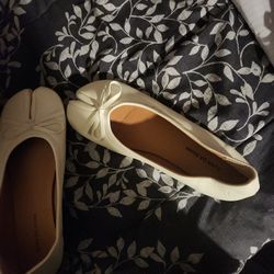 Off White Split Toe Ballet Shoes Size39