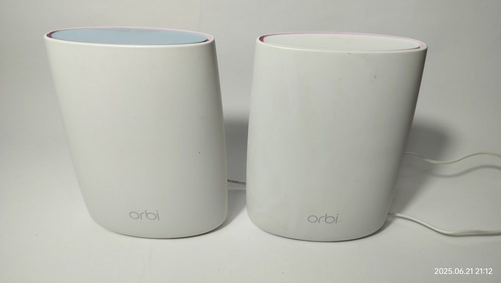 NetGear Orbi Router RBR50 and Satellite RBS50 Home Mesh WiFi Tri-Band Bundle.