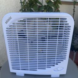 10-inch bedroom fan two speeds strong airflow