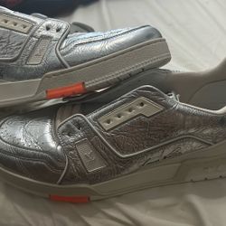 Authentic Louis Vuitton, Custom Signature Size 10 1/2