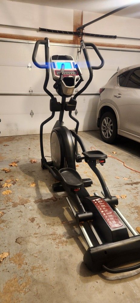 Sole E35 Elliptical Workout Machine