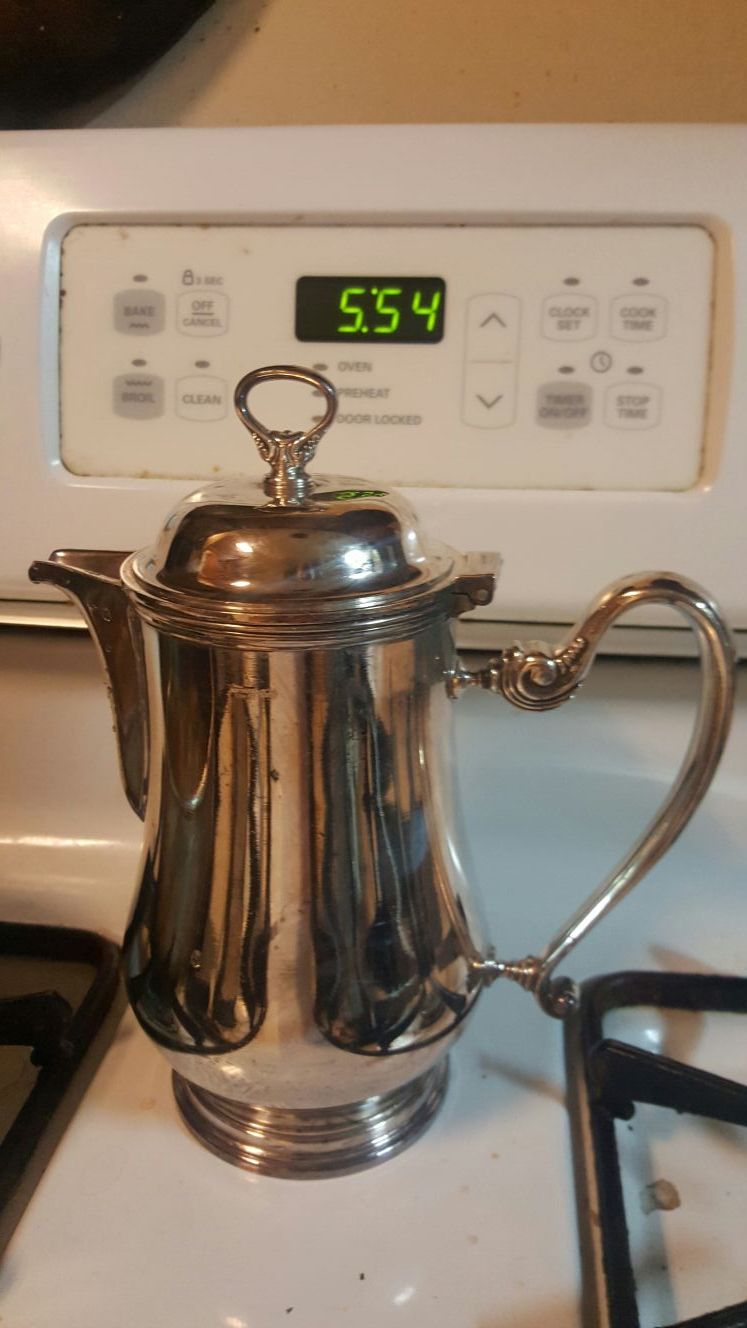 Silver Color Metal Coffee Pot 3 Cups