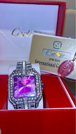 Cartier watch 175$