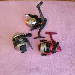 Lot Of Three Fishing Reels. Sold As Is Shipping From Florida