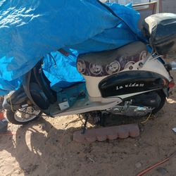 Bike  50cc Scooter . La Veda Loca