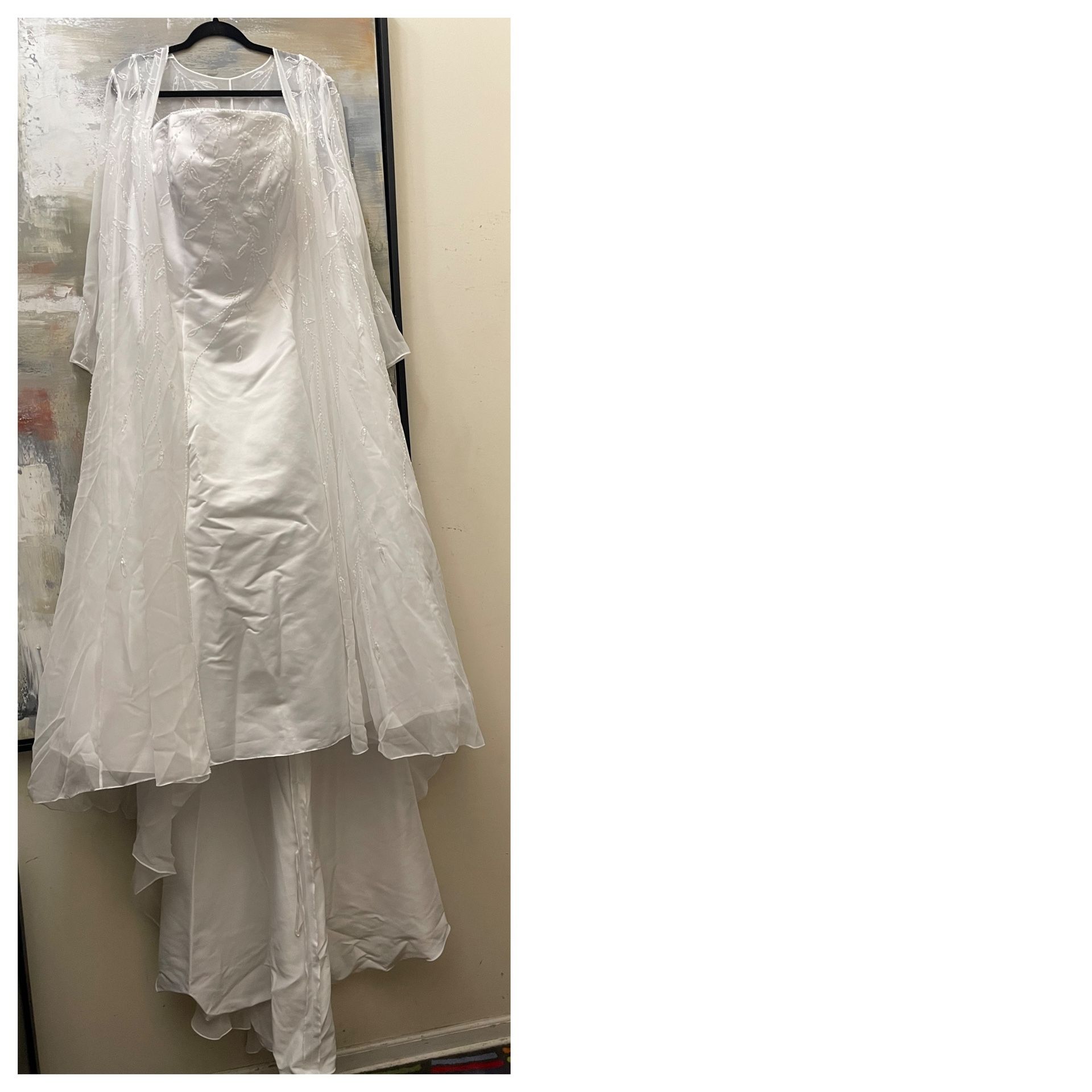 David's Bridal Style #95161 White Strapless Beaded Wedding Dress with Beaded  Long Jacket Size 22W