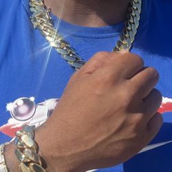 super heavy and polished Miami Cuban Links necklace And Bracelet 🔥🔥🔥