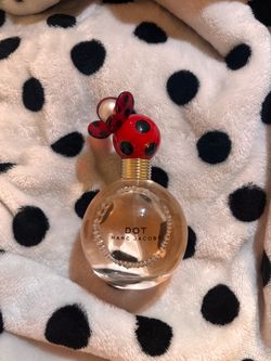 marc jacobs- dot perfume