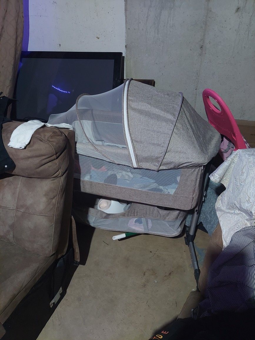 Baby Bassinet With Net