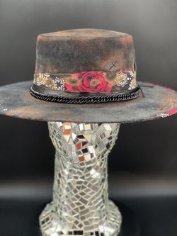 Men/women’s Distressed Boater Hat