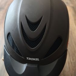 Bicycle helmet