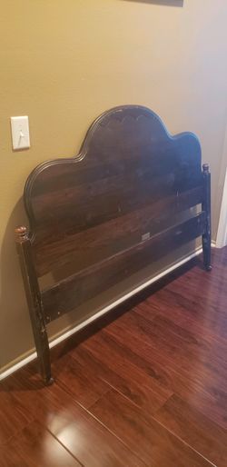 BED FRAME WOOD ANTIQUE
