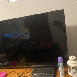 TCL 55” Flat Screen Roku Tv