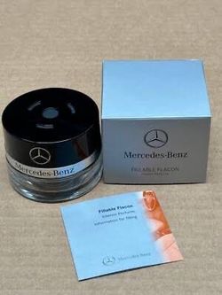 Midnight life mood Mercedes perfume
