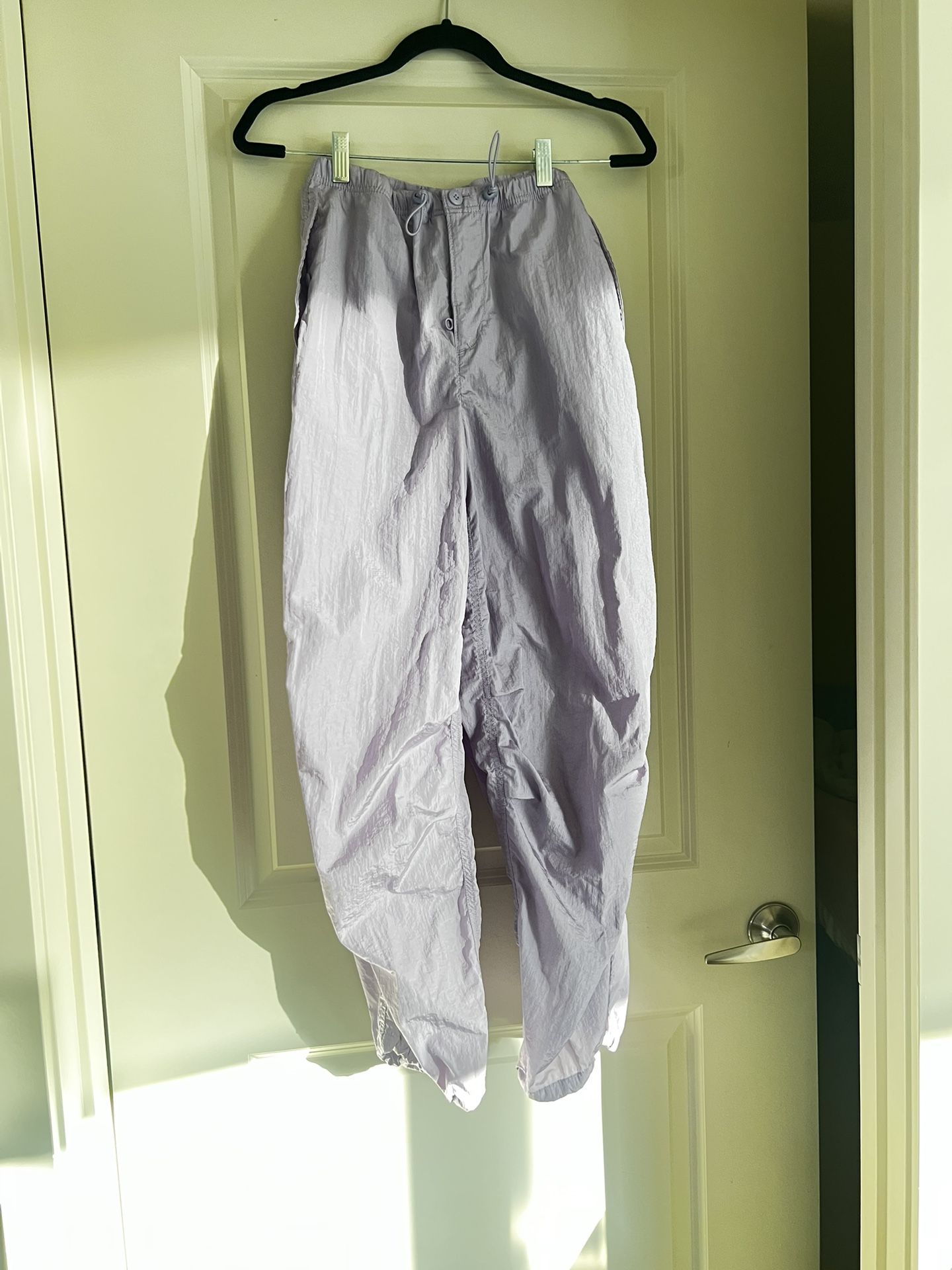 Aritzia TNA Purple Nylon Cargo Pants – Size XS/S