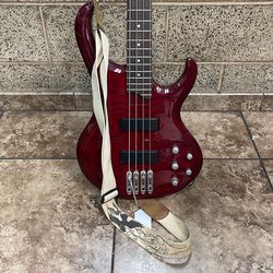 IBANEZ BTB BASS GUITAR