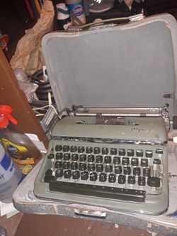 Old Type Writer Great Condition