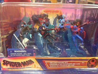 Spider man Across the spider versus Deluxe Figure Set