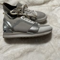 Michael Kors Sneakers 7.5M