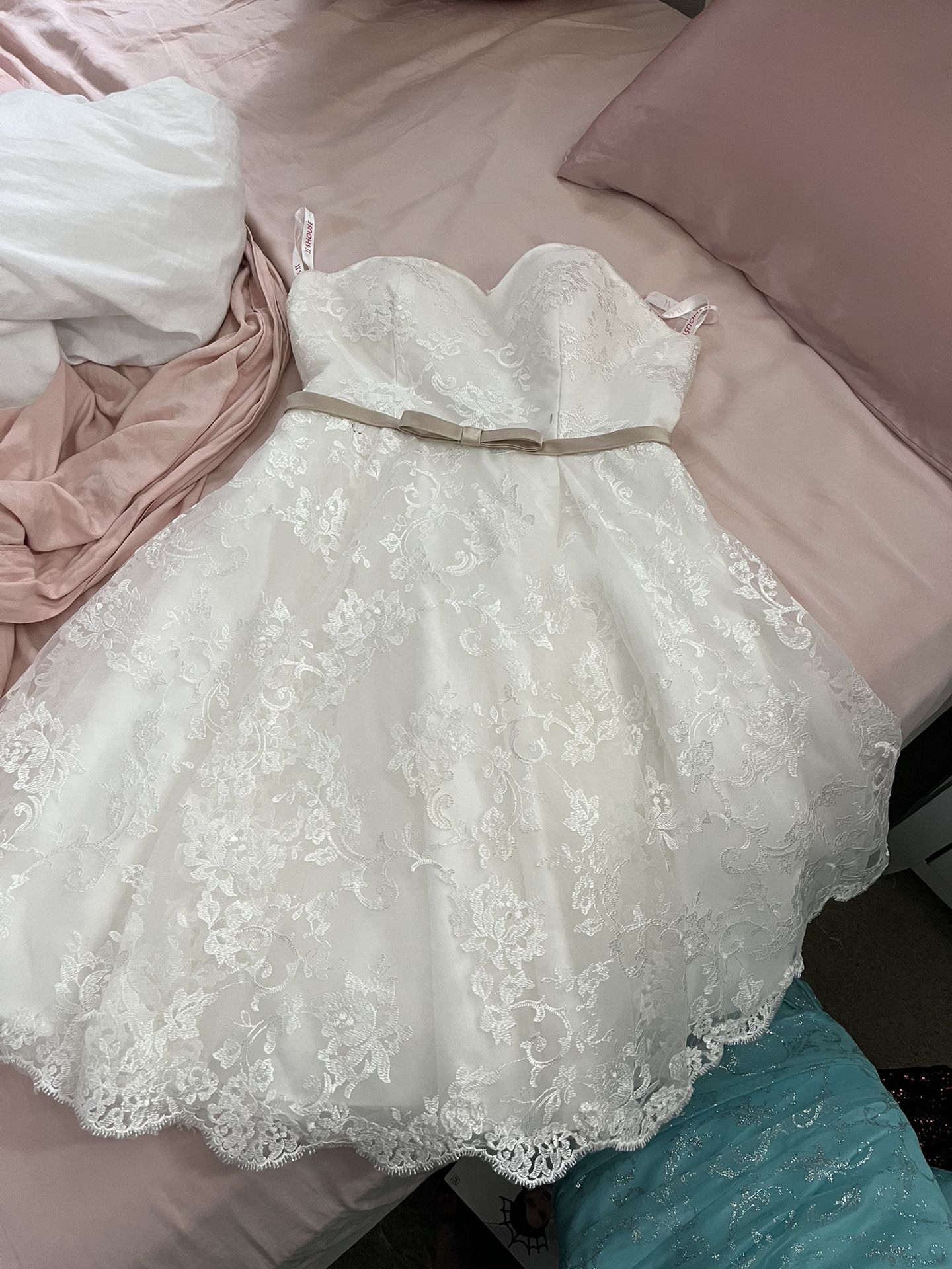 Knee Length Lace Wedding Dress