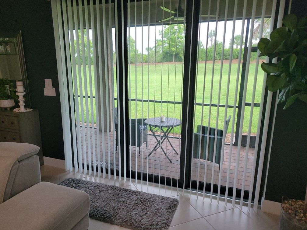 Crown White Cordless Room Darkening Vertical Blinds for Sliding Doors Kit with 3.5 in. Slats - 78 in. W x 84 in. L paid $149 pet free smoke free kid f