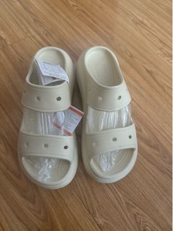 Crocs W9 new Crush platform Sandals Bone color