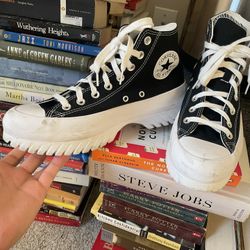 Converse Chuck Taylor (Men7.5/Women9.5)